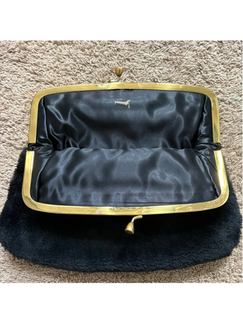 Vintage 50s/60s fuzzy clutch purse